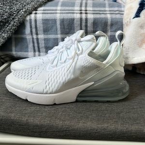 Like new nike Air Max shoes